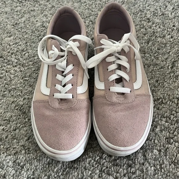 Woman’s Vans - Picture 4 of 4